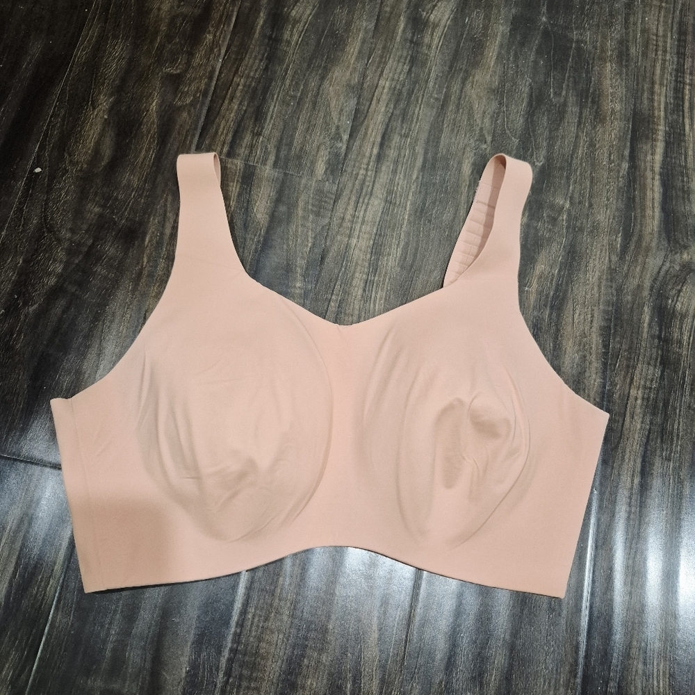 Knix Padded Vneck Wireless Bra 7+